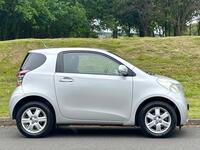 TOYOTA IQ